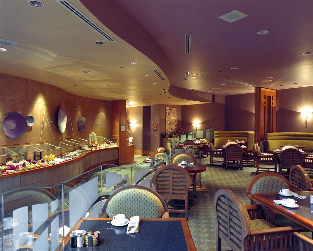 Delta Hotels By Marriott Edmonton Centre Suites Εξωτερικό φωτογραφία